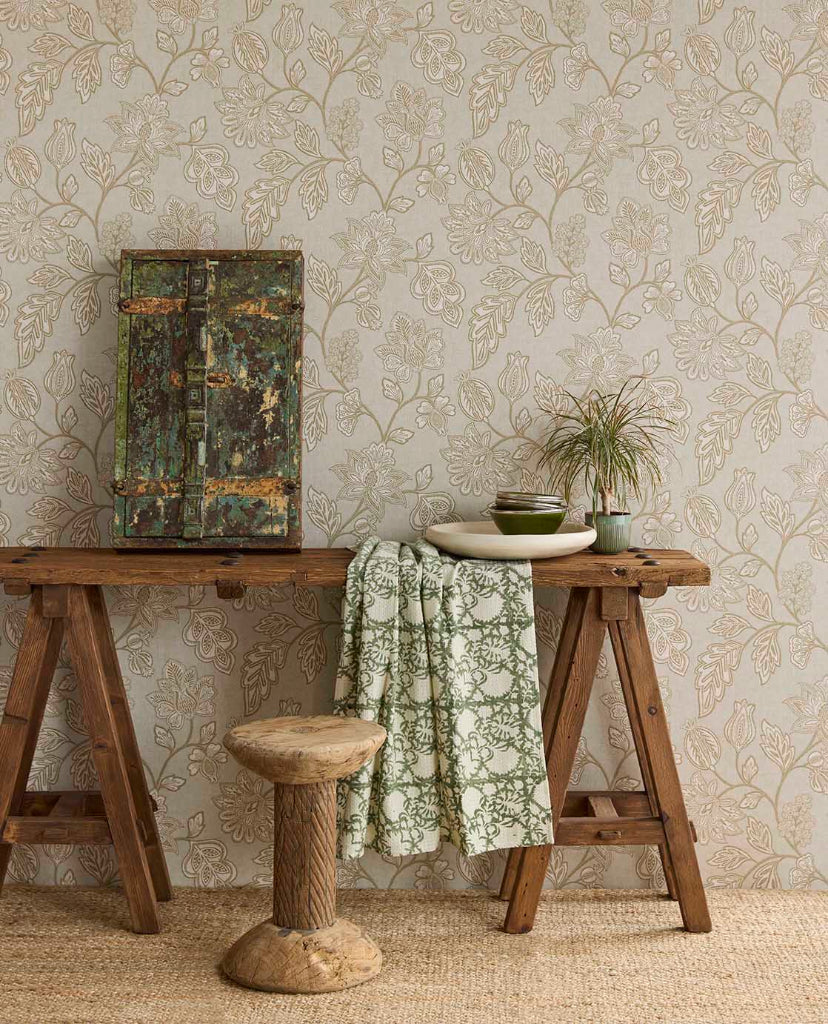 Amber Trailing Floral wallpaper