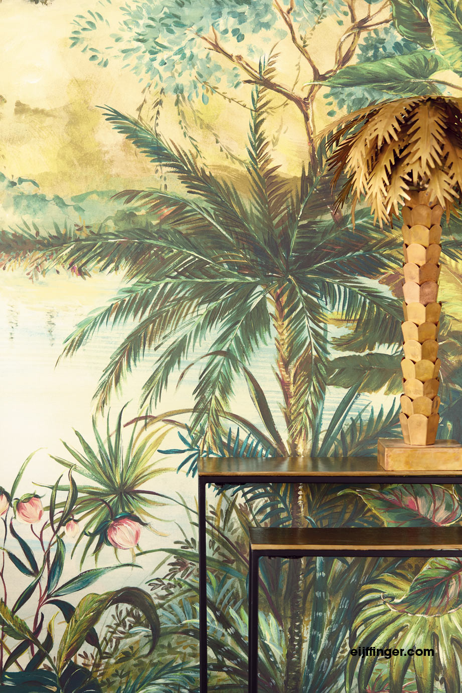 Vivid Palm Tree mural