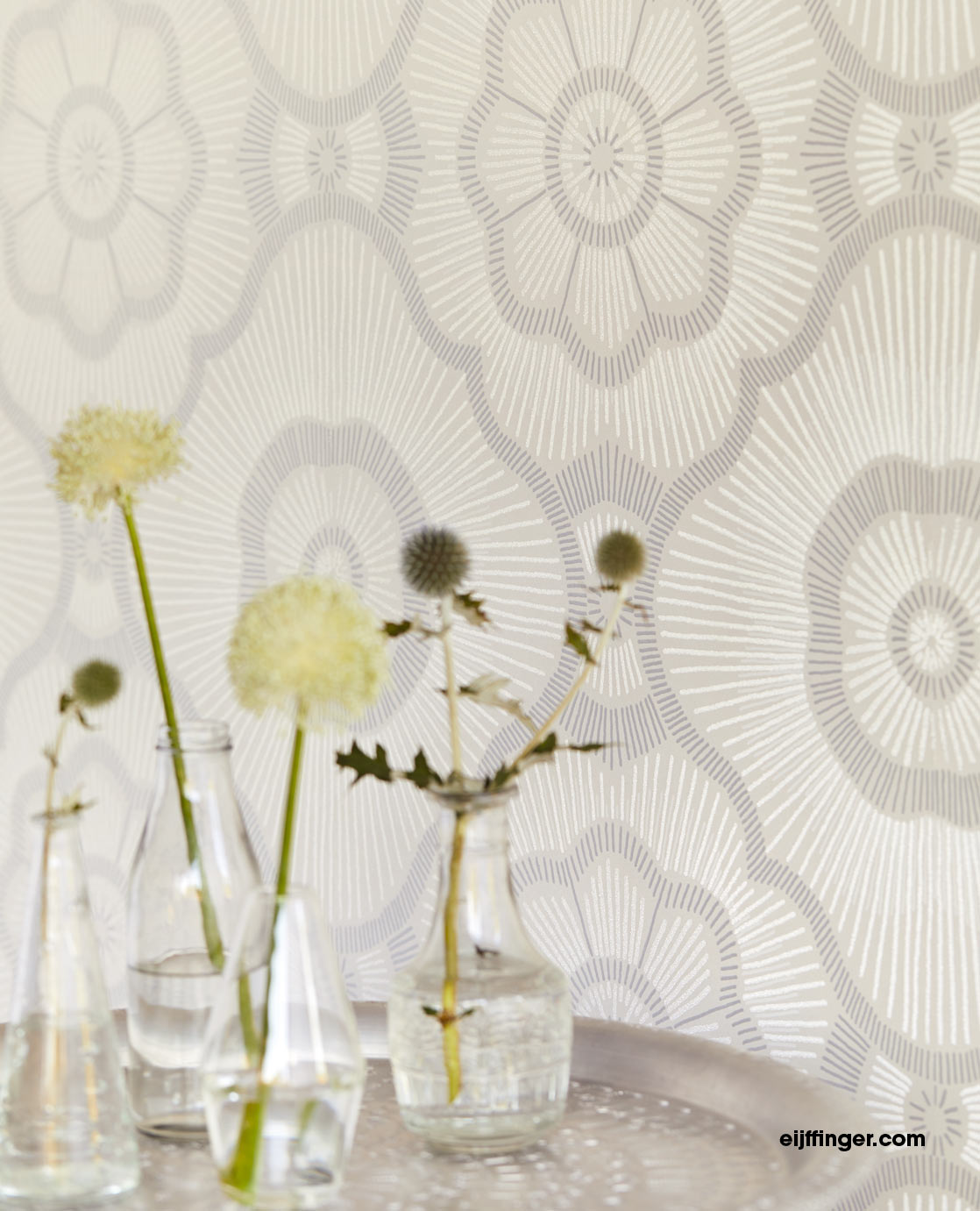 Lounge Beaded Flower wallpaper