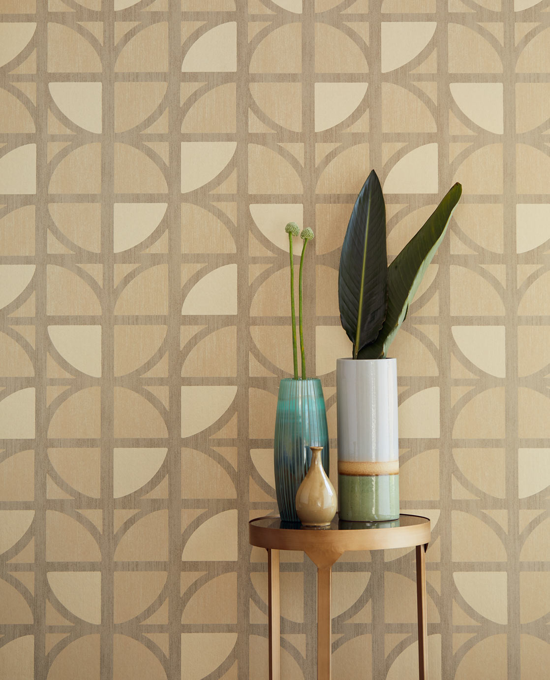 Bold Art Deco Geometric wallpaper