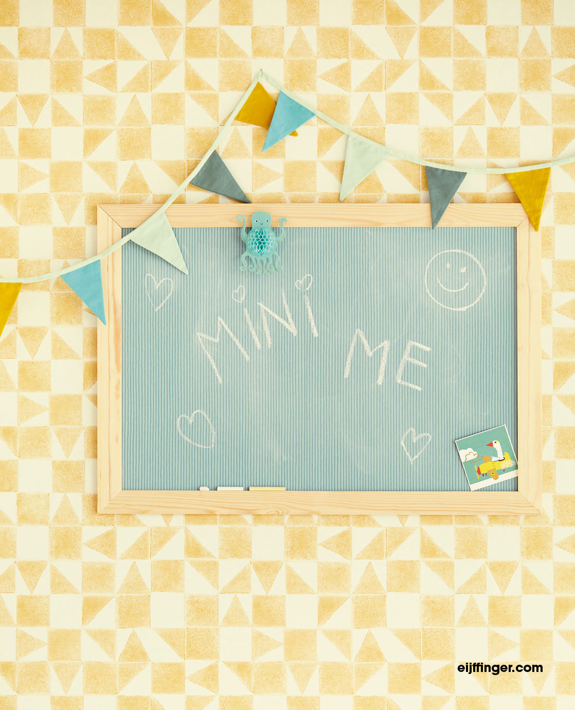Mini Me Kids Building Blocks wallpaper